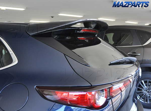 新商品！2つまとめて。Mazda3用ブラックヘアライン仕上げリアバンパーステッププレート、CX-30用カーボンタイプ・ルーフスポイラー、発売開始。スポイラーは写真提供割引も実施中！